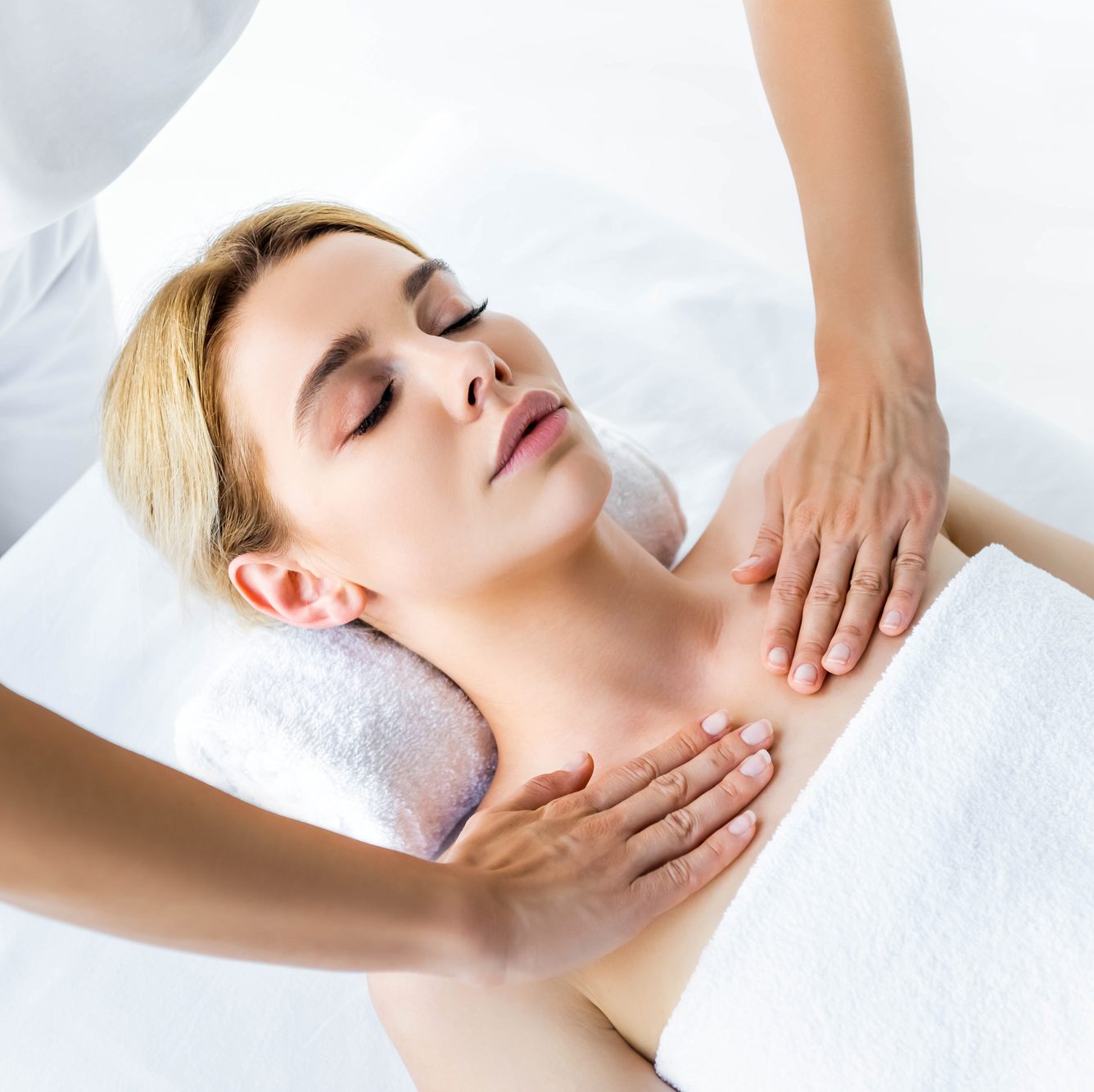 relaxation massage at linde esthetics